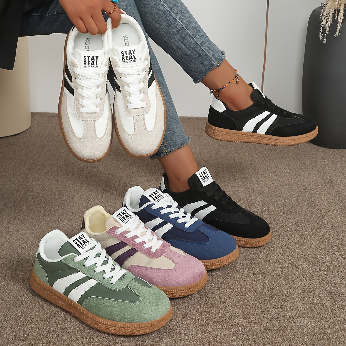 Women's Retro Low-Top Sneakers with Side Stripes