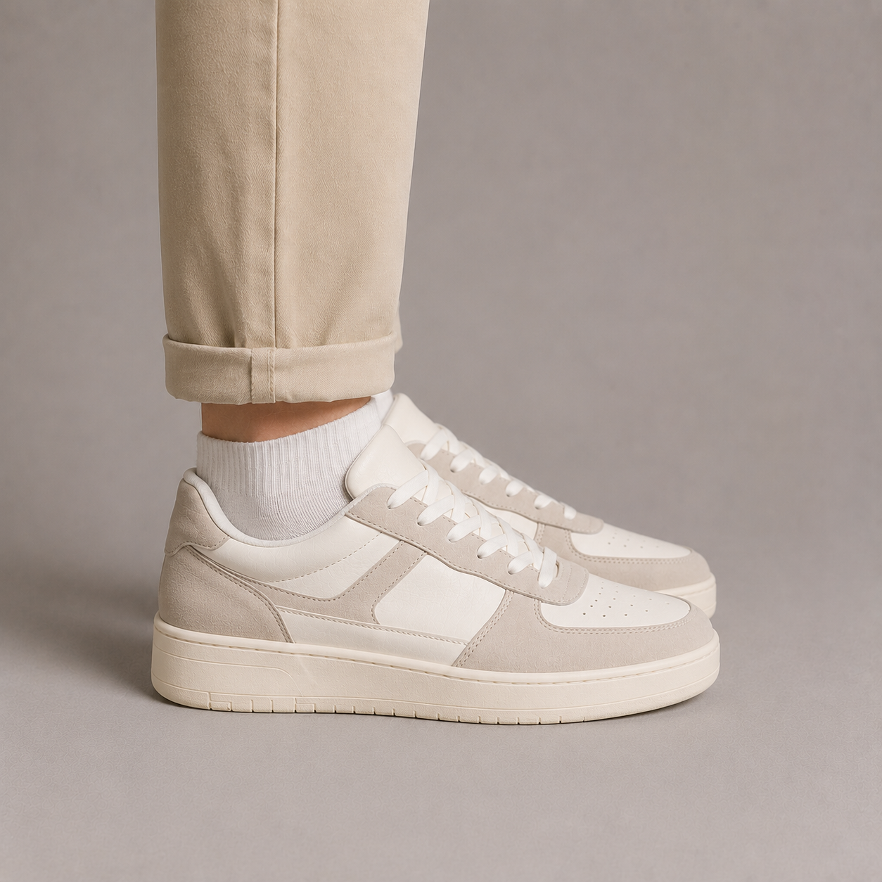 Men's Low-Top Lace-Up Sneakers