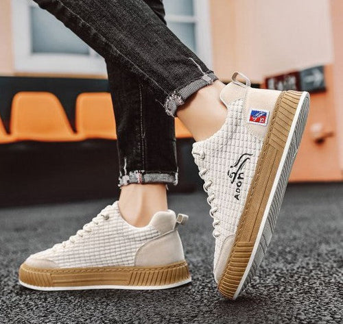 Men's Casual Lace-Up Sneakers with Textured Uppers