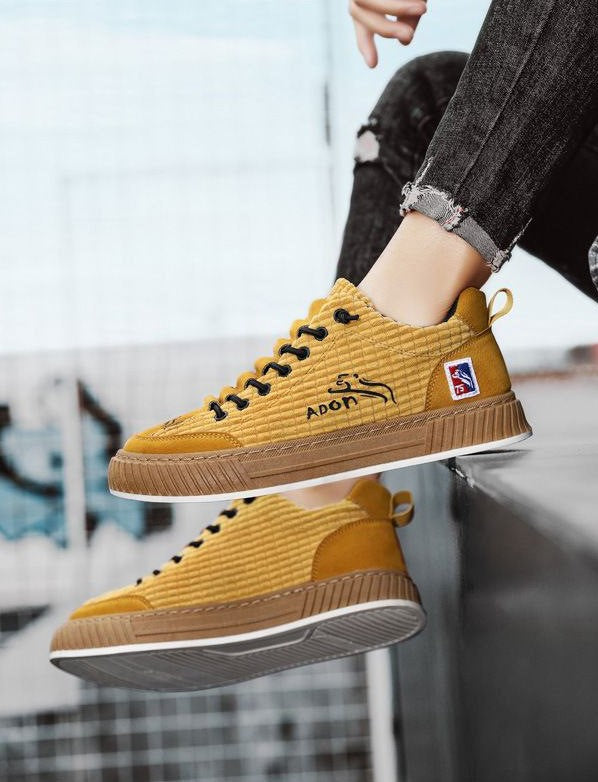 Men's Casual Lace-Up Sneakers with Textured Uppers