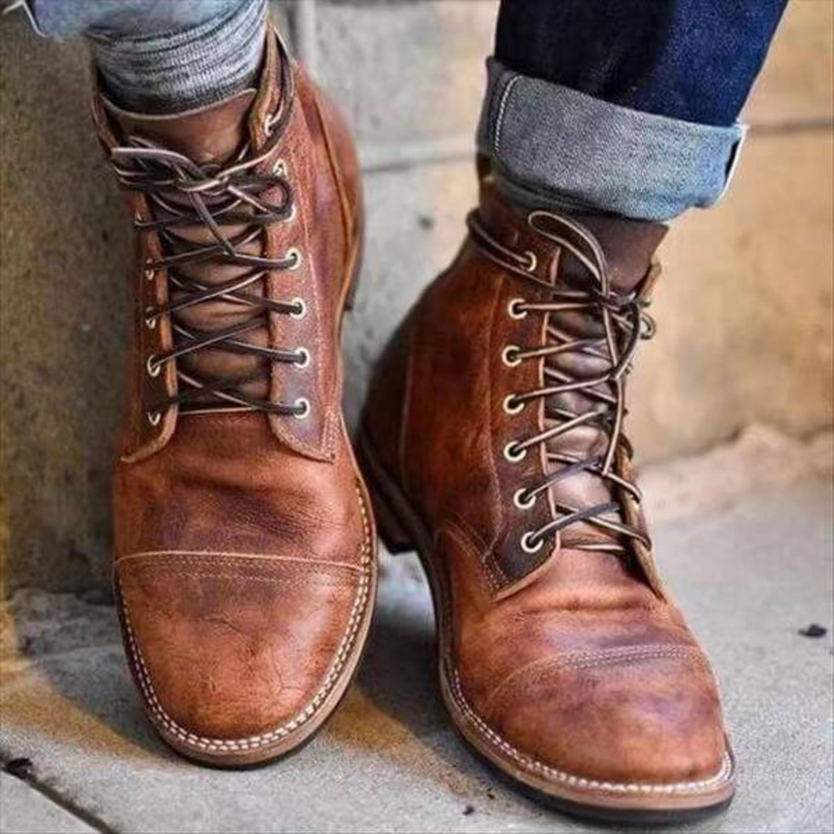 Men's Vintage-Inspired Cap-Toe Lace-Up Boots