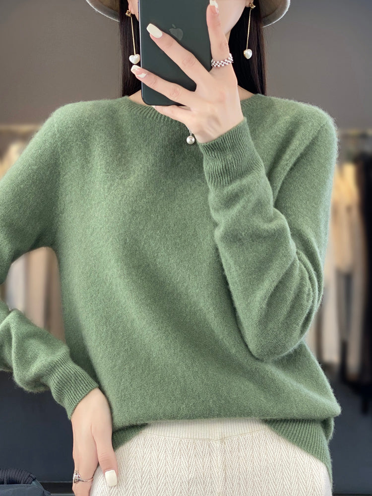 Women's Classic Crew Neck Knit Sweater