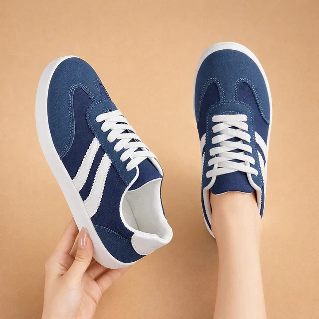 Women's Retro Low Top Lace-Up Sneakers